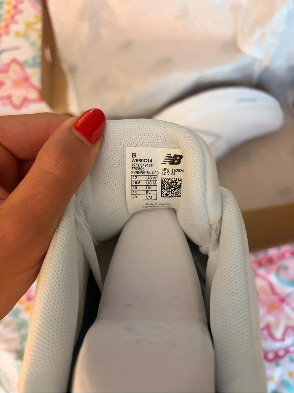 New Balance Fresh Foam X 860v14 Athletic Sneakers - White - US Women’s 12